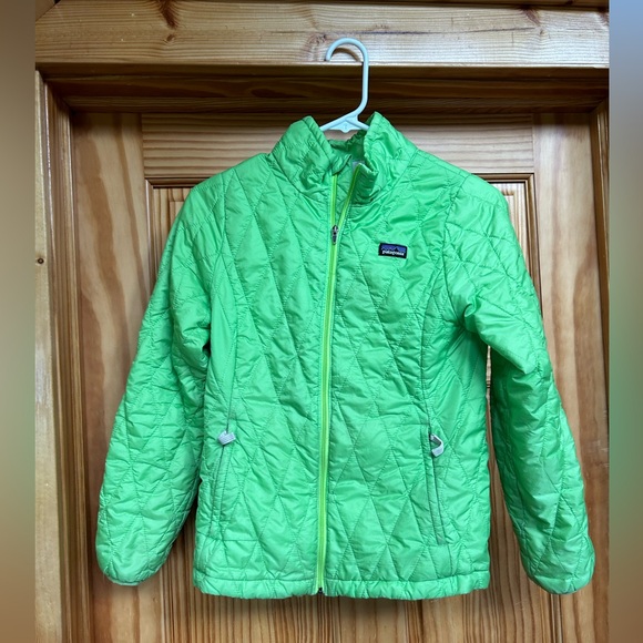Patagonia, light weight puffer jacket, kids size large or 12 - Picture 2 of 14